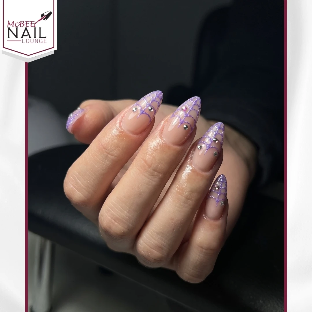 Gel nails art